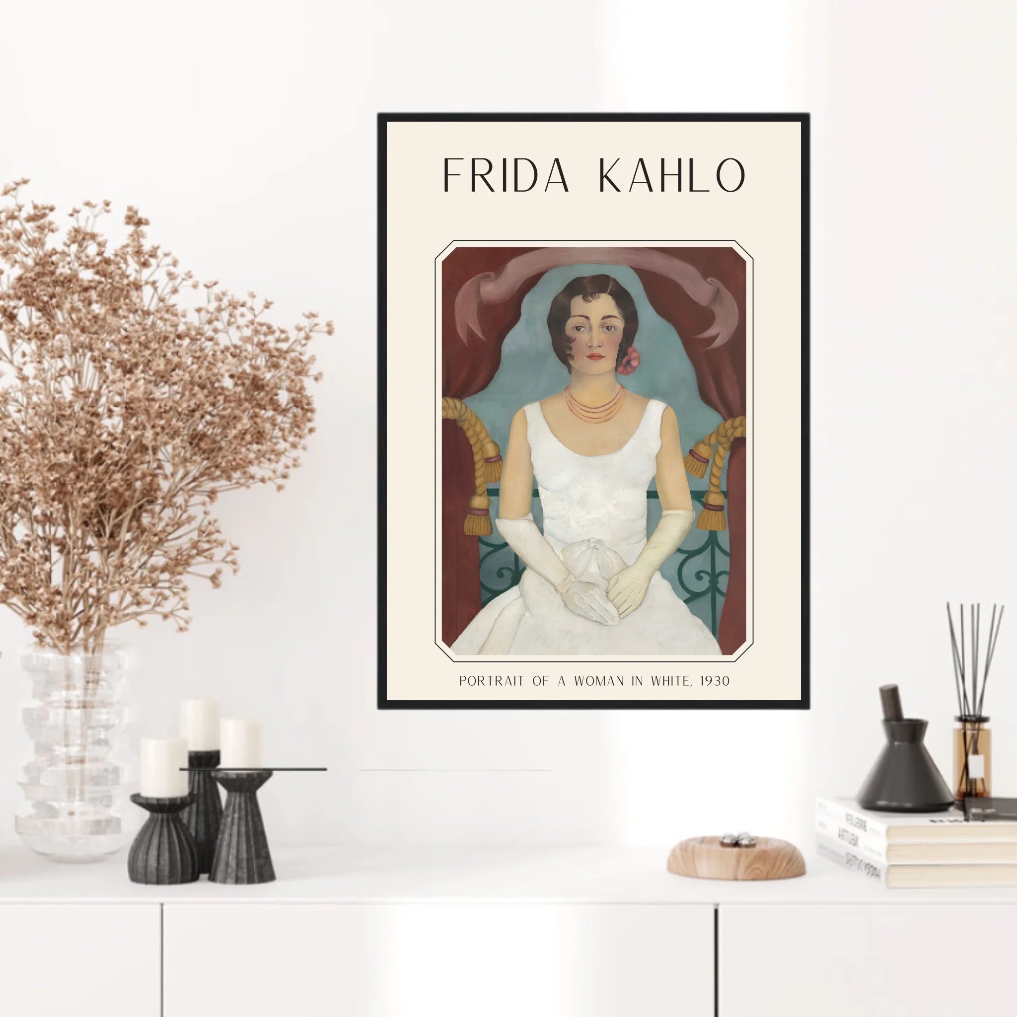 Affiche Frida Kahlo – Portrait Of A Woman In White (1930) | Poster, Toile & Cadre