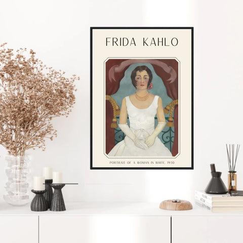 Affiche Frida Kahlo – Portrait Of A Woman In White (1930) | Poster, Toile & Cadre